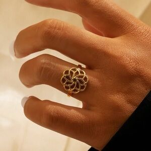 Stainless Steel Gold Tone Adjustable Flower Ring (R47)